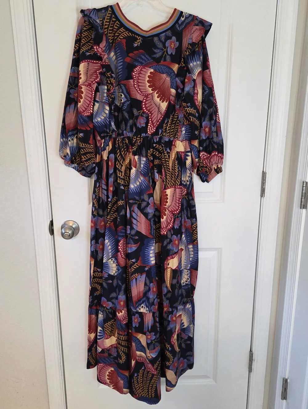 FARM Rio Multicolor Floral Bird Butterfly Print Maxi Dress - Picture 2 of 14